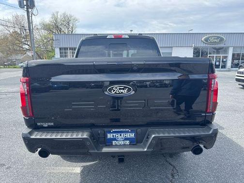 AGATE BLACK METALLIC 2026 Ford F-150 XLT