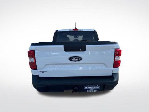 OXFORD WHITE 2026 Ford Maverick XL