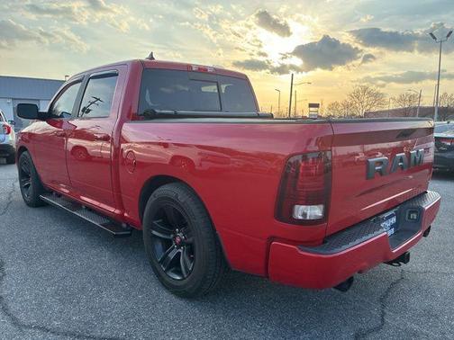 Flame Red Clearcoat 2018 RAM 1500 Night Crew Cab 4x4 5'7' Box