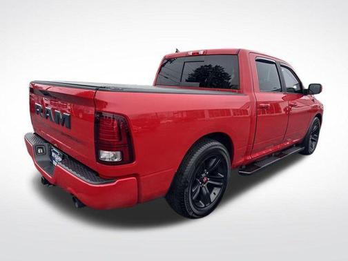 Flame Red Clearcoat 2018 RAM 1500 Night Crew Cab 4x4 5'7' Box