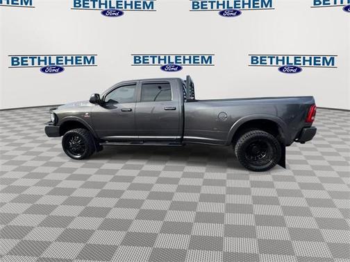 2021 RAM 3500 Big Horn Crew Cab 4x4 8' Box