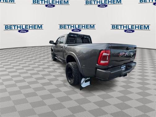 2021 RAM 3500 Big Horn Crew Cab 4x4 8' Box
