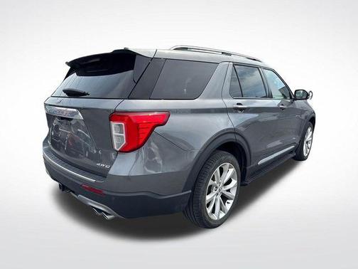 Gray Metallic 2023 Ford Explorer Platinum