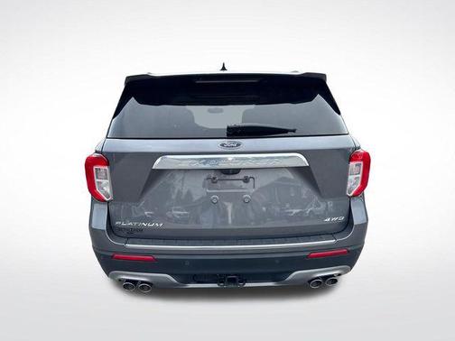 Gray Metallic 2023 Ford Explorer Platinum