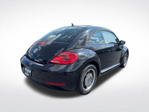 Black 2012 Volkswagen Beetle 2.5L