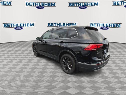 2024 Volkswagen Tiguan 2.0T SE 4MOTION