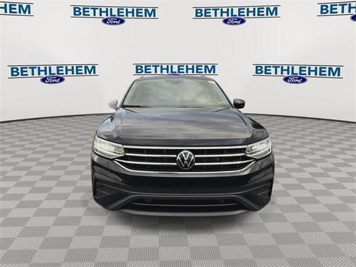 2024 Volkswagen Tiguan 2.0T SE 4MOTION