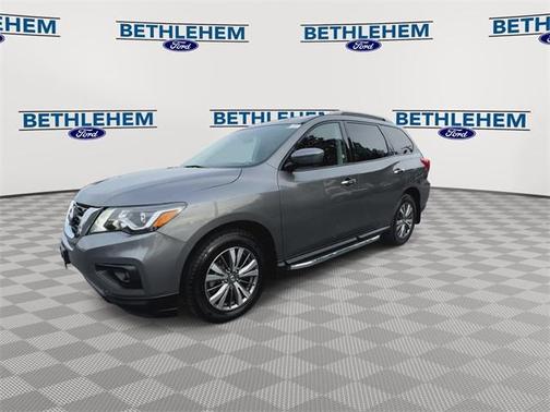 2019 Nissan Pathfinder SL