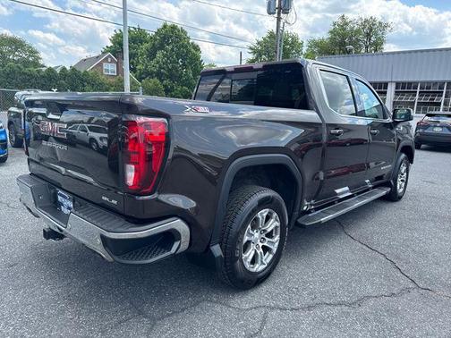Deep Mahogany Metallic 2019 GMC Sierra 1500 SLE