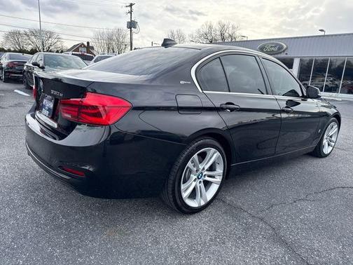 2018 BMW 330e iPerformance
