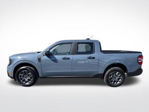 Azure Gray Metallic Tri-Coat 2026 Ford Maverick XLT