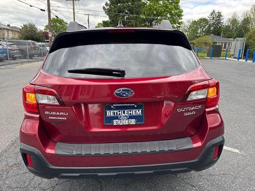 Crimson Red Pearl 2018 Subaru Outback 3.6R Limited