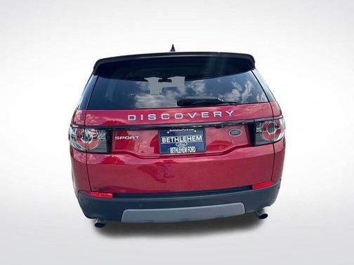 Red 2017 Land Rover Discovery Sport SE