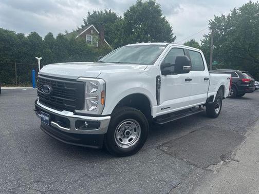 OXFORD WHITE 2026 Ford F-350 XL