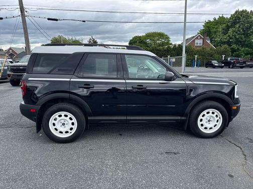 SHADOW BLACK 2025 Ford Bronco Sport Heritage