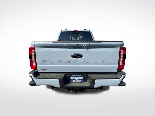 Glacier Gray Metallic TriCoat 2026 Ford F-350 XL