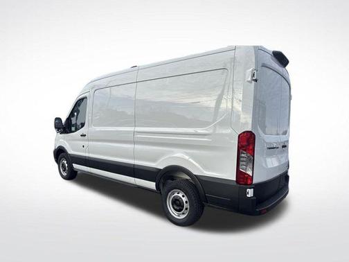 OXFORD WHITE 2026 Ford Transit-250 Base