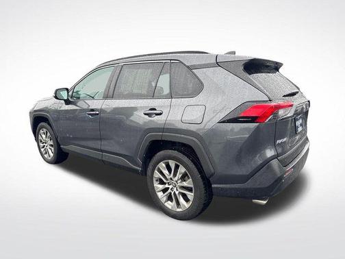 Magnetic Gray Metallic 2021 Toyota RAV4 XLE Premium