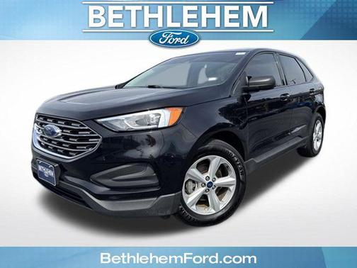 Black Metallic 2019 Ford Edge SE