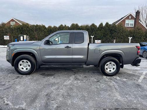 2023 Nissan Frontier S