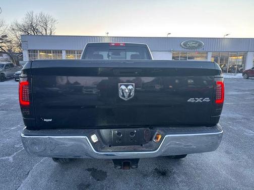 2017 RAM 3500 Tradesman Regular Cab 4x4 8' Box