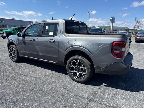 CARBONIZED GRAY METALLIC 2026 Ford Maverick Lariat
