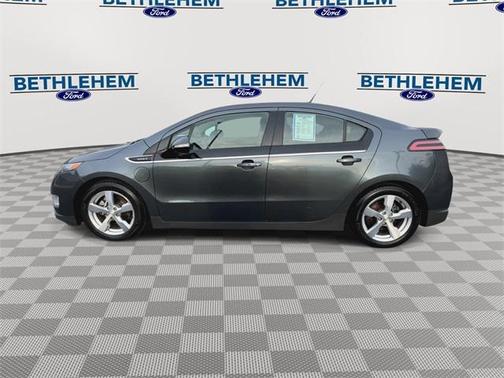 2011 Chevrolet Volt Base