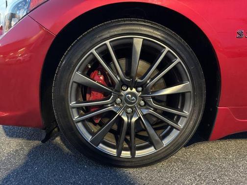 Dynamic Sunstone Red 2017 INFINITI Q50 3.0t RED SPORT 400