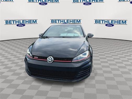 2017 Volkswagen Golf GTI 2.0T SE 4-Door