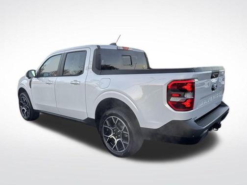 SPACE WHITE METALLIC 2026 Ford Maverick Lariat