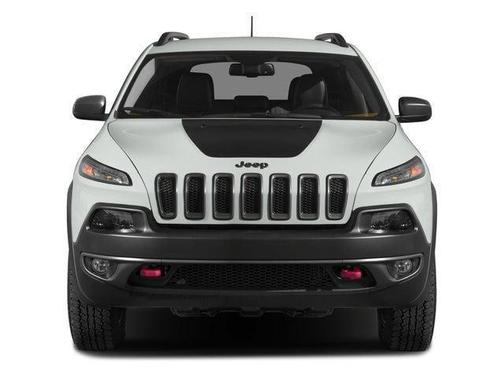 Brilliant Black Crystal Pearlcoat 2016 Jeep Cherokee Trailhawk
