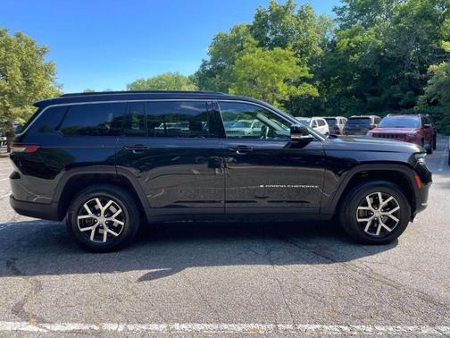 Diamond Black 2024 Jeep Grand Cherokee L Limited