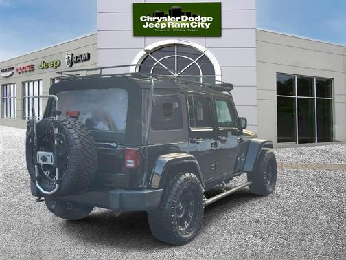 2017 Jeep Wrangler Unlimited Sahara