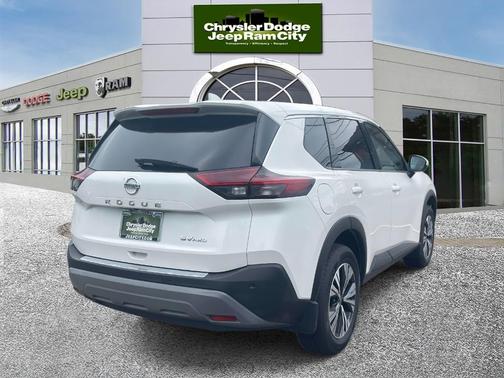 2021 Nissan Rogue SV