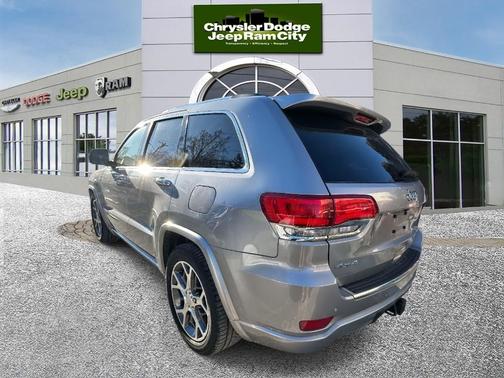 2020 Jeep Grand Cherokee Overland