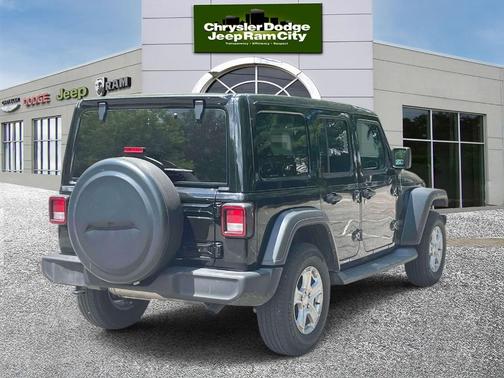 Black Clearcoat 2022 Jeep Wrangler Unlimited Sport S