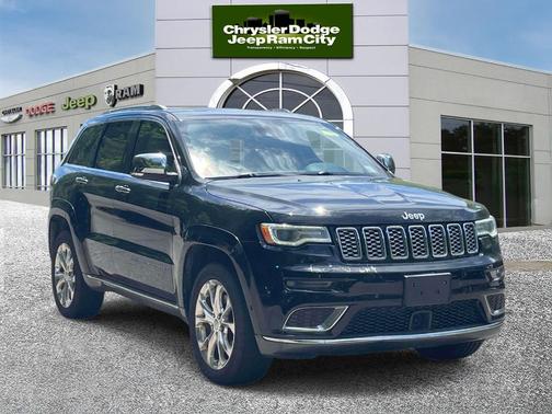 Diamond Black 2019 Jeep Grand Cherokee Summit