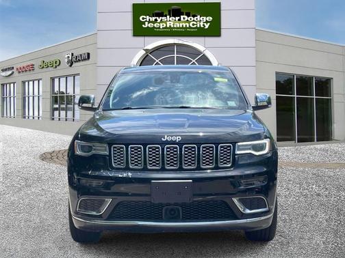 Diamond Black 2019 Jeep Grand Cherokee Summit