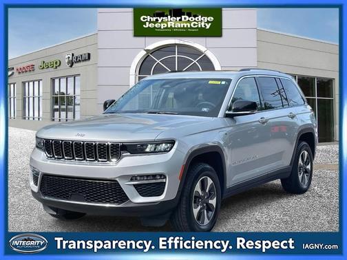 2022 Jeep Grand Cherokee 4xe Base