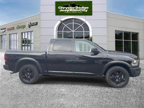 2024 RAM 1500 Classic SLT