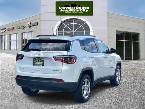 2023 Jeep Compass Latitude