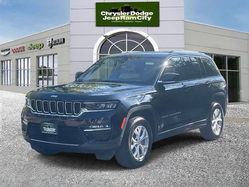 Diamond Black 2023 Jeep Grand Cherokee Limited
