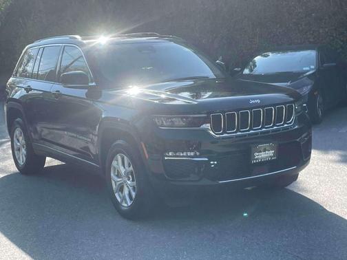 Diamond Black 2023 Jeep Grand Cherokee Limited