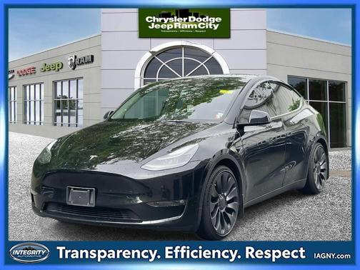 2023 Tesla Model Y Performance