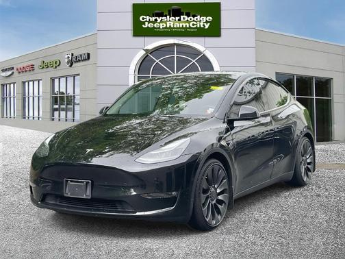 2023 Tesla Model Y Performance