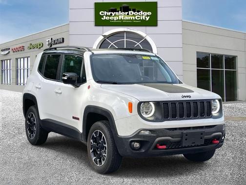 2023 Jeep Renegade Trailhawk