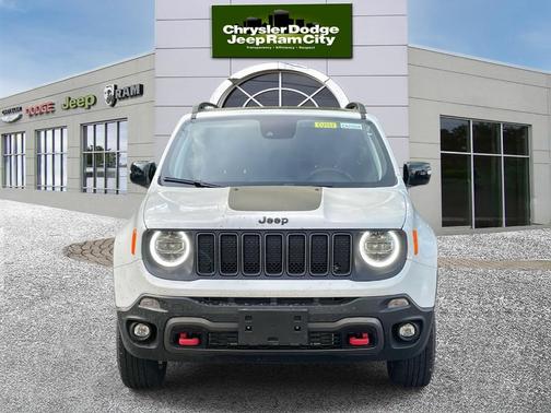 2023 Jeep Renegade Trailhawk