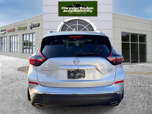 2023 Nissan Murano Platinum