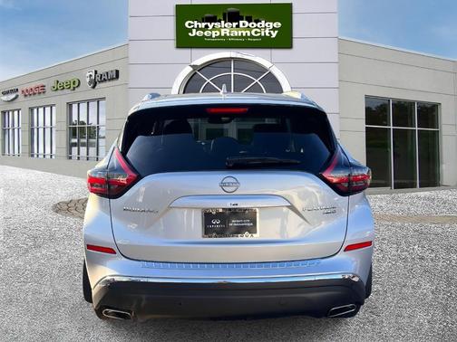 2023 Nissan Murano Platinum