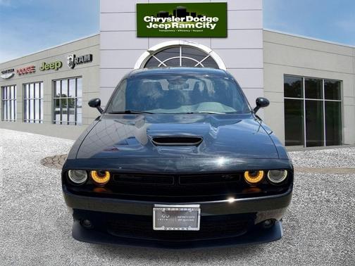 Pitch Black Clearcoat 2019 Dodge Challenger R/T